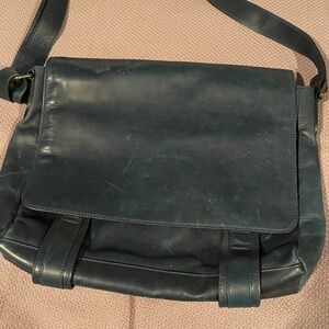 FRYE Men's Logan Messenger Bag, Blue